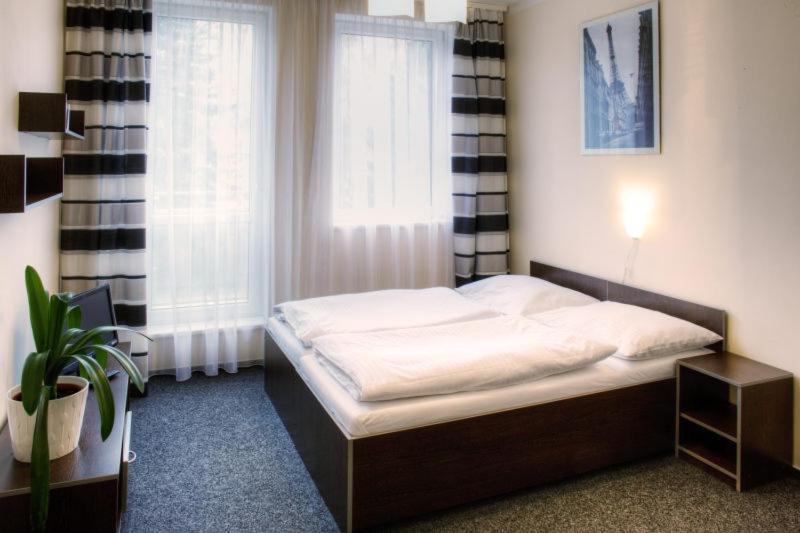 Hotel Sazavsky Ostrov Sázava Eksteriør bilde